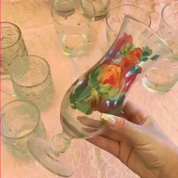 Collection of beautiful glassware - Picture 8 of 9